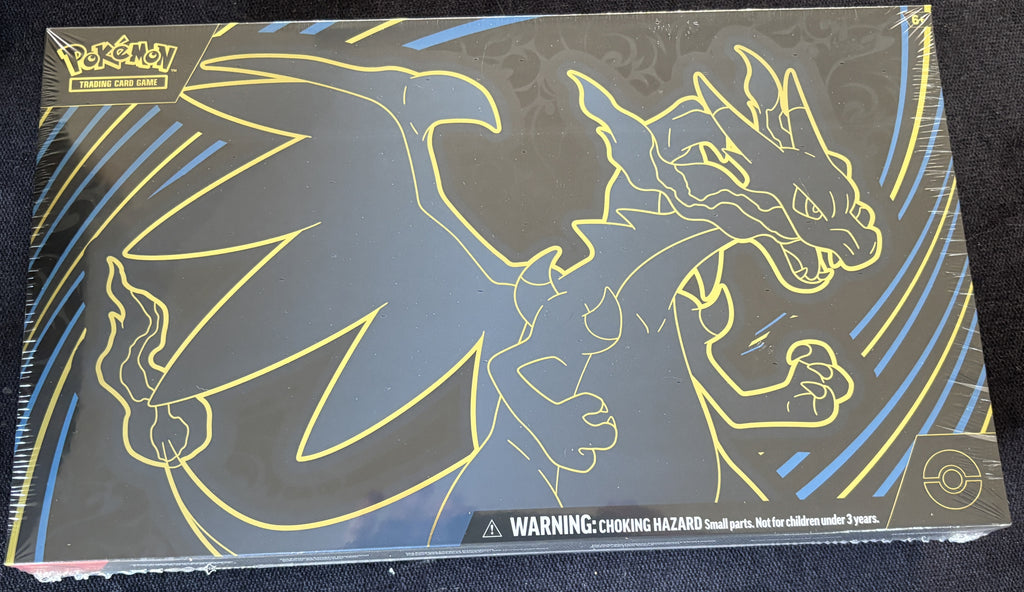 Pokemon TCG: Charizard X ex Ultra-Premium Collection