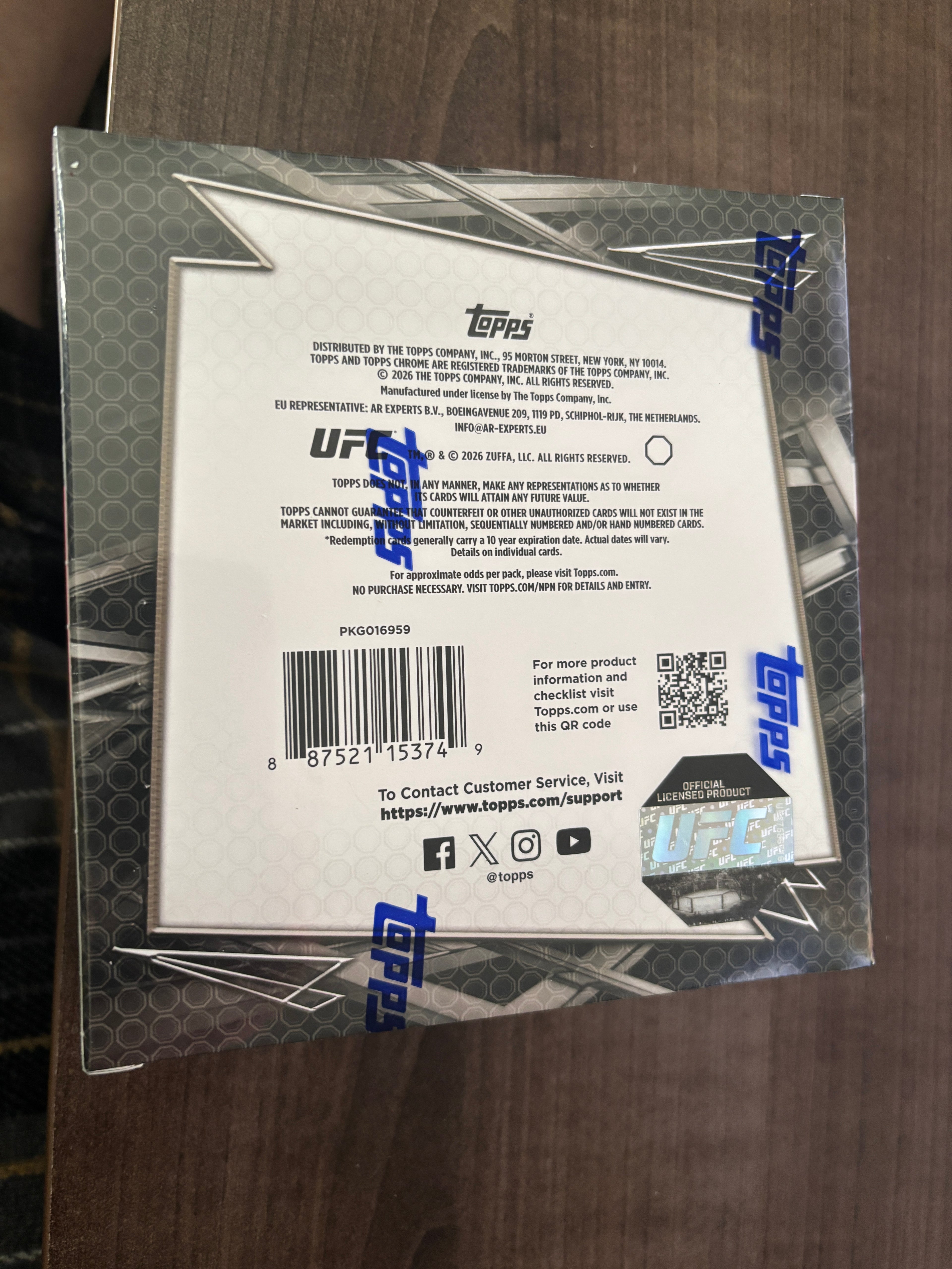 2026 Topps UFC Chrome Mega box